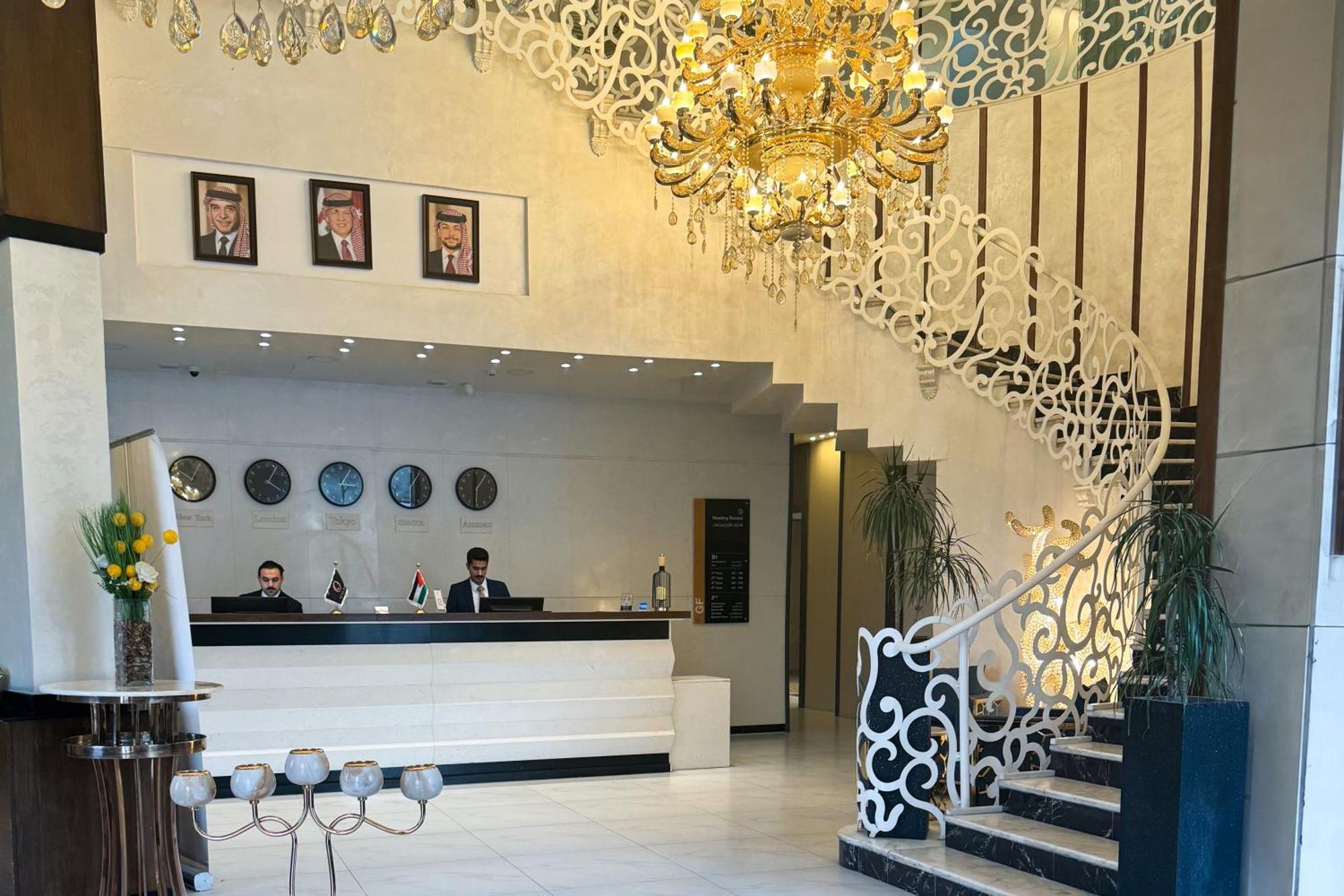 Opal Hotel Amman Buitenkant foto