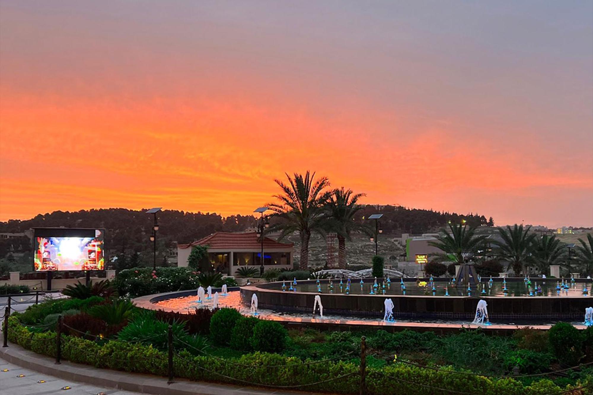 Opal Hotel Amman Buitenkant foto