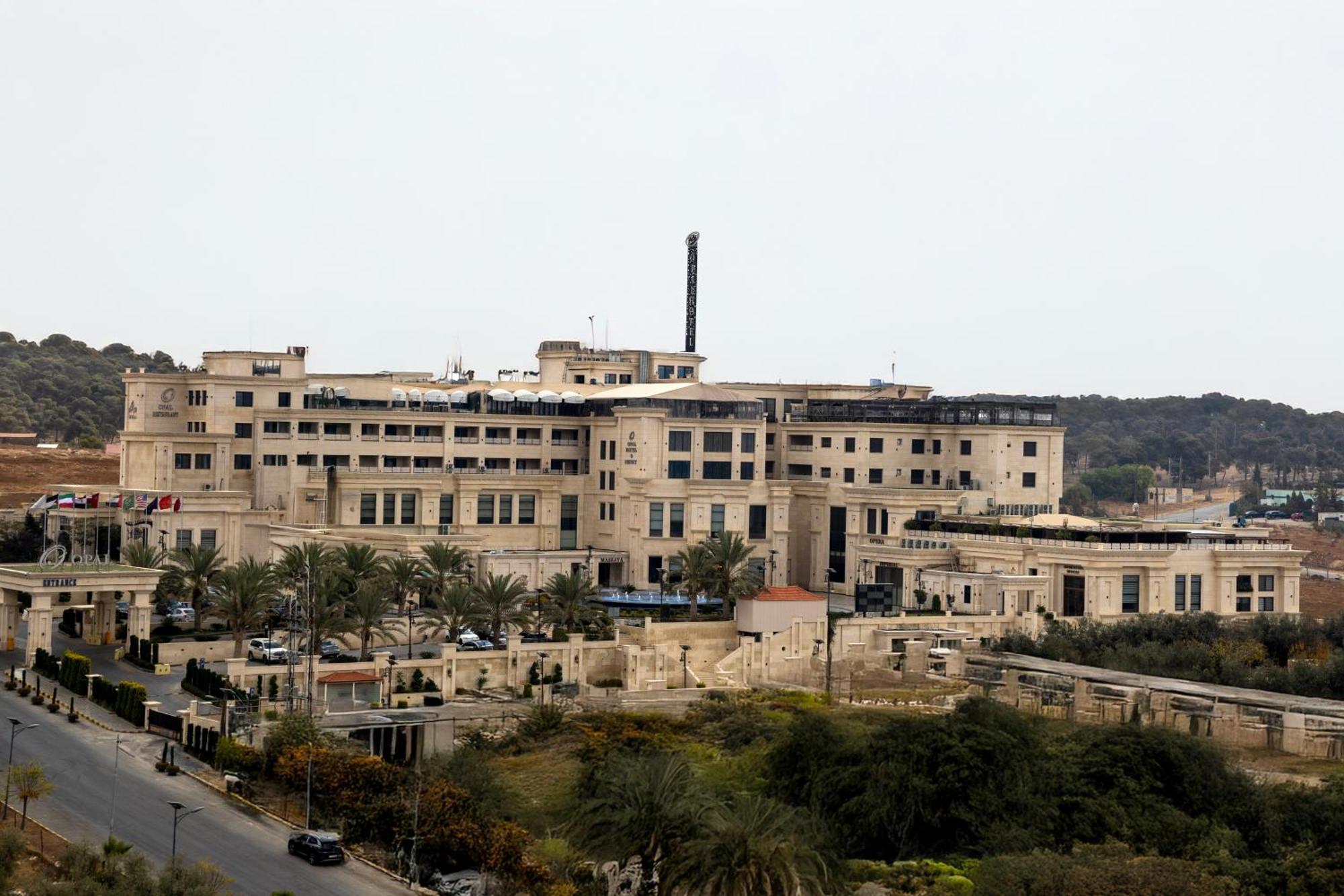 Opal Hotel Amman Buitenkant foto